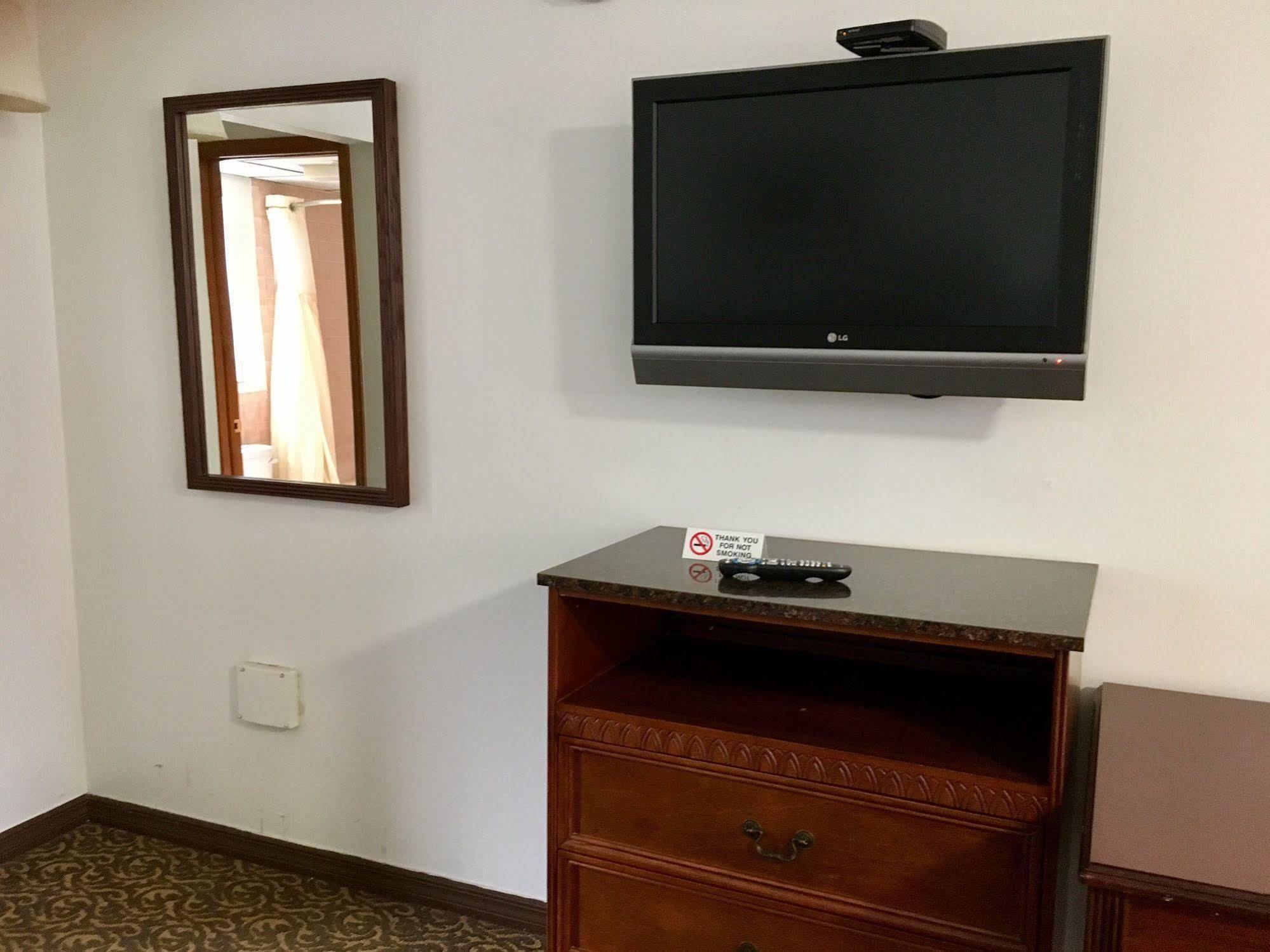 East Lake Inn Orient Park Dış mekan fotoğraf